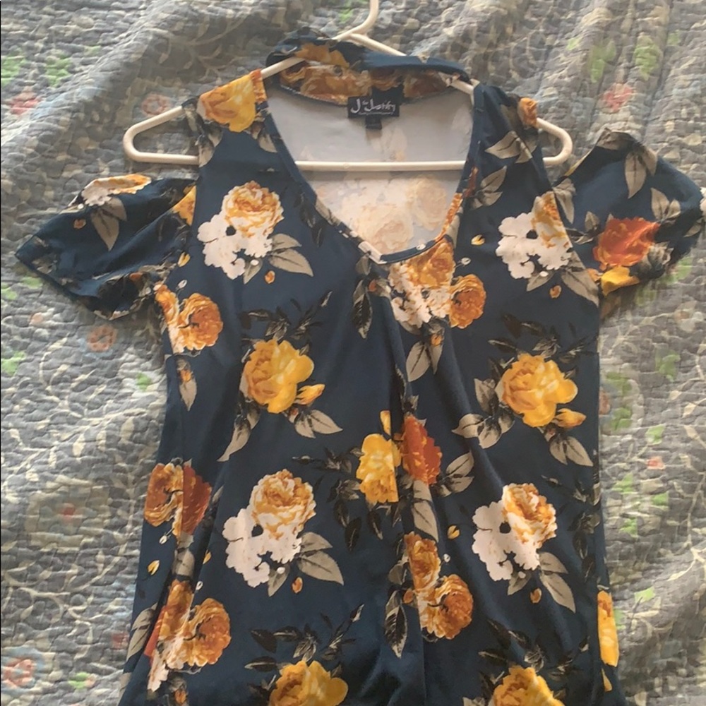 Off the shoulder flower print top